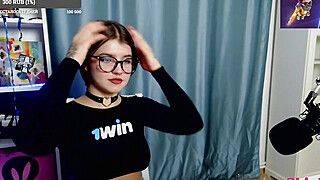 Twitch streamer naked girl skinloverss gave herself to me during a donation load - best XXX porn! Cum on face! - ah-me.com