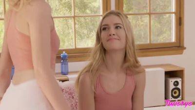 Chloe Cherry - Chloe Cherry, Grace Jones And Mazzy Grace - Sorority Row - hotmovs.com