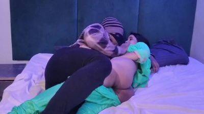 Kichen Me Stepsister Ko Nanga Kar Jabar Dasti Pela - desi-porntube.com - India