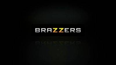 Nurse Leigh, Cock Stalker With Johnny Sins, Kennedy Leigh - Brazzers - hotmovs.com