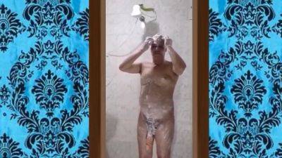 O Meu Banho Gostoso Com o Pau Duro 016 - hclips.com - Israel