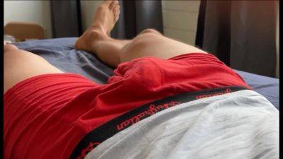 Descansando Gostoso Com o Pau Duro 006 - hclips.com - China - Israel