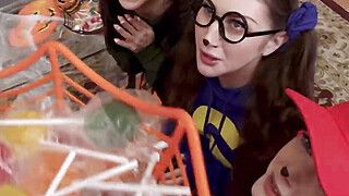Besties spreading wide for candies in foursome - ah-me.com