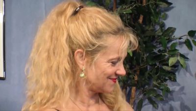 Bea Dumas - German Couple Annette & Bea Horny Friends Ready to Fuck - HD Amateur Swingers Life - veryfreeporn.com - Germany