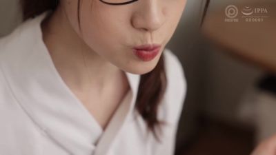 0012099_お姉さん めがね 美人などが含まれている - upornia.com - Japan