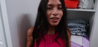 Help me out for a blowjob stepbrother? - inxxx.com