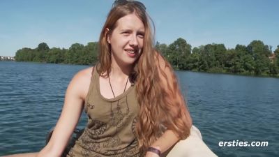 Lindsey Cruz - Alba Brings Itself To Climax On The Lakeshore - Lindsey Cruz - upornia.com - Germany