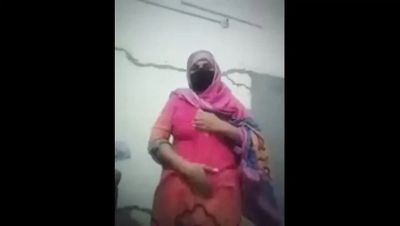 Hot Hindi Urdu Sex Story: Viral Bhabhi Solo with Big Natural Tits and Dirty Talk - porntry.com - Pakistan