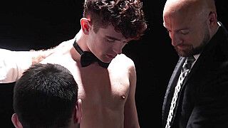 Banging the ass of this Twink teen with my friends - ah-me.com