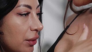 Desiree Dulce - Yoga instructor makes my pussy so wet - ah-me.com