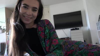 Ariana 6 - upornia.com