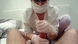 Nurse gives relaxing close up handjob - hdzog.com