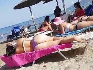 Big butt young babes enjoy their time on the beach - sunporno.com