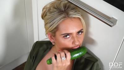Busty Blonde - Busty blonde housewife, Katie T is masturbating with a cucumber and enjoying every second of it - upornia.com