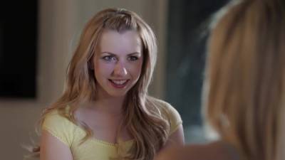 Lexi Belle - Awesome Foursome In Bed - upornia.com
