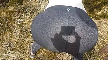 Teasing milf gets her ass fucked at the beach - xvideos.com