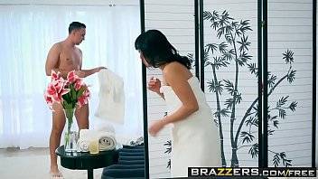 Keiran Lee - Brazzers - Dirty Masseur - Curious Cock Massager scene starring Ayumu Kase and Keiran Lee - xvideos.com