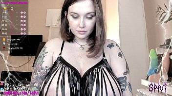 huge tits cam girl - xvideos.com