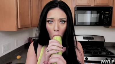 Addicted to sex housewife Megan Maiden fucks herself with cucumber - anysex.com