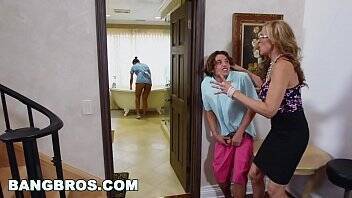 Julia Ann - BANGBROS - Stepmom threesome with the Latina maid Abby Lee Brazil - xvideos.com - Brazil