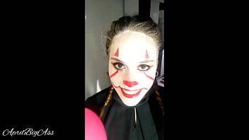 Halloween "IT" deep throat extreme and cum swallow!!! -RED video complete- - xvideos.com - Brazil