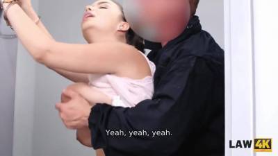 LAW4k. Chubby girl tries making it with security officer for the first time - hotmovs.com