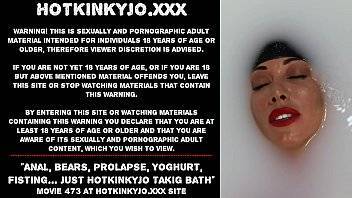 Anal, bears, prolapse, yoghurt, fisting… just Hotkinkyjo takig bath - xvideos.com