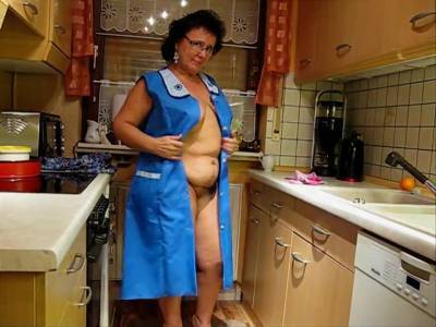 Lady - Mature German Lady Trying On Aprons - hotmovs.com - Germany