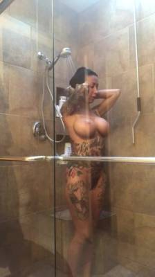watch her shower - Big tits - xtits.com