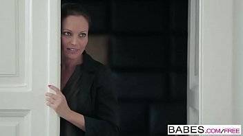 Julia Roca - Babes - Step Mom Lessons - (Nick Gill, Julia Roca) - Hot Property - xvideos.com