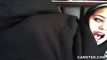 Amateur jiggles her big natural tits and ass while riding - xvideos.com