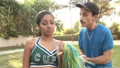 Latina is attracted to her coach's old cock - hellporno.com
