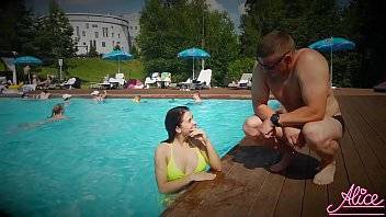 I met a Sexy Girl in the Pool and Passionate Fucking - Cum in Mouth - xvideos.com
