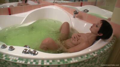 Homegrown Video - Amateur fucked in the tub and made to swallow a lot - alphaporno.com