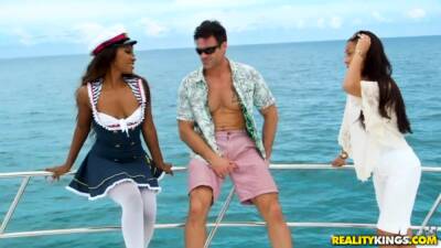 Nicole - Ebony sailor woman Skylar Nicole gets her pussy rammed on the yacht - anysex.com