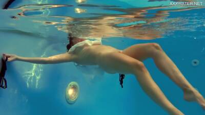 Anastasia Ocean - Enjoy Marfa Swimming And Too Underwater - hdzog.com