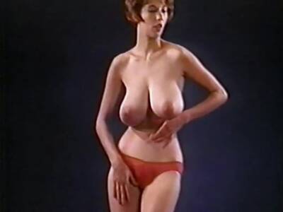 Huge Boobs In Sway - Vintage 60s Dance Tease - tubepornclassic.com