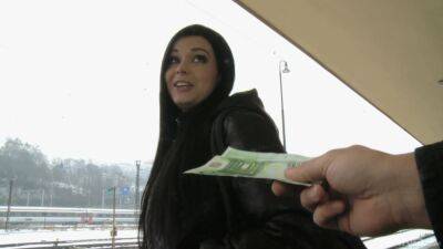 Victoria Blaze - Girl fucks for cash and swallows a lot of jizz - hellporno.com