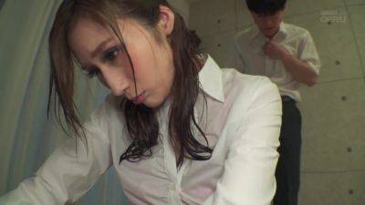 Japanese Julia Boin Woman Who Got Exposed At The Rain Shop - Wet Clothes Of Her Boss I Got Rid Of - Soushirou Imaoka - xtits.com - Japan