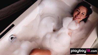 Diana Lark In Bubble Covered Beauty Teased In The Bath - videohdzog.com - Ukraine