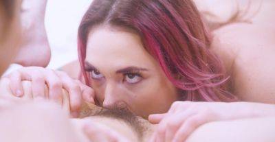Sweet girls work their pussies together in mutual oral sex gems - alphaporno.com