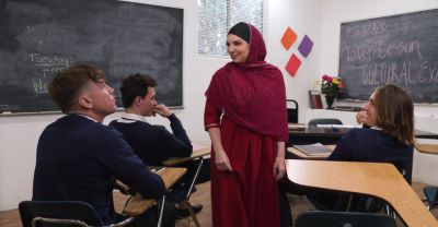 Kiki Daire - The hijab-wearing milf Kiki Daire teaches her student with a thong in the classroom. - alphaporno.com