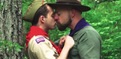 Suck my cock first before we conduct patrol - ah-me.com