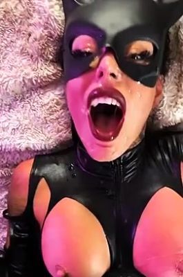 MILF in Cosplay Gets Big Dick and Big Facial - fapdo.com