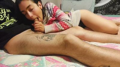 Chilean college woman gives a deep blowjob to her tattooed partner - yesvids.com - Chile