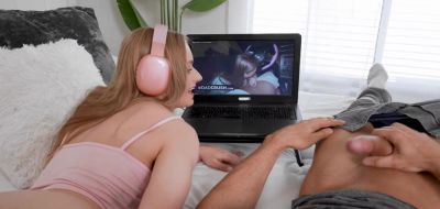 I help my insomniac stepsis in her bed every night - inxxx.com