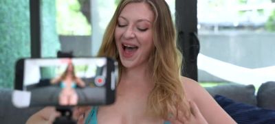 Hot Wife - Step Mom - Helping My Stepmom With Her Online Business - inxxx.com